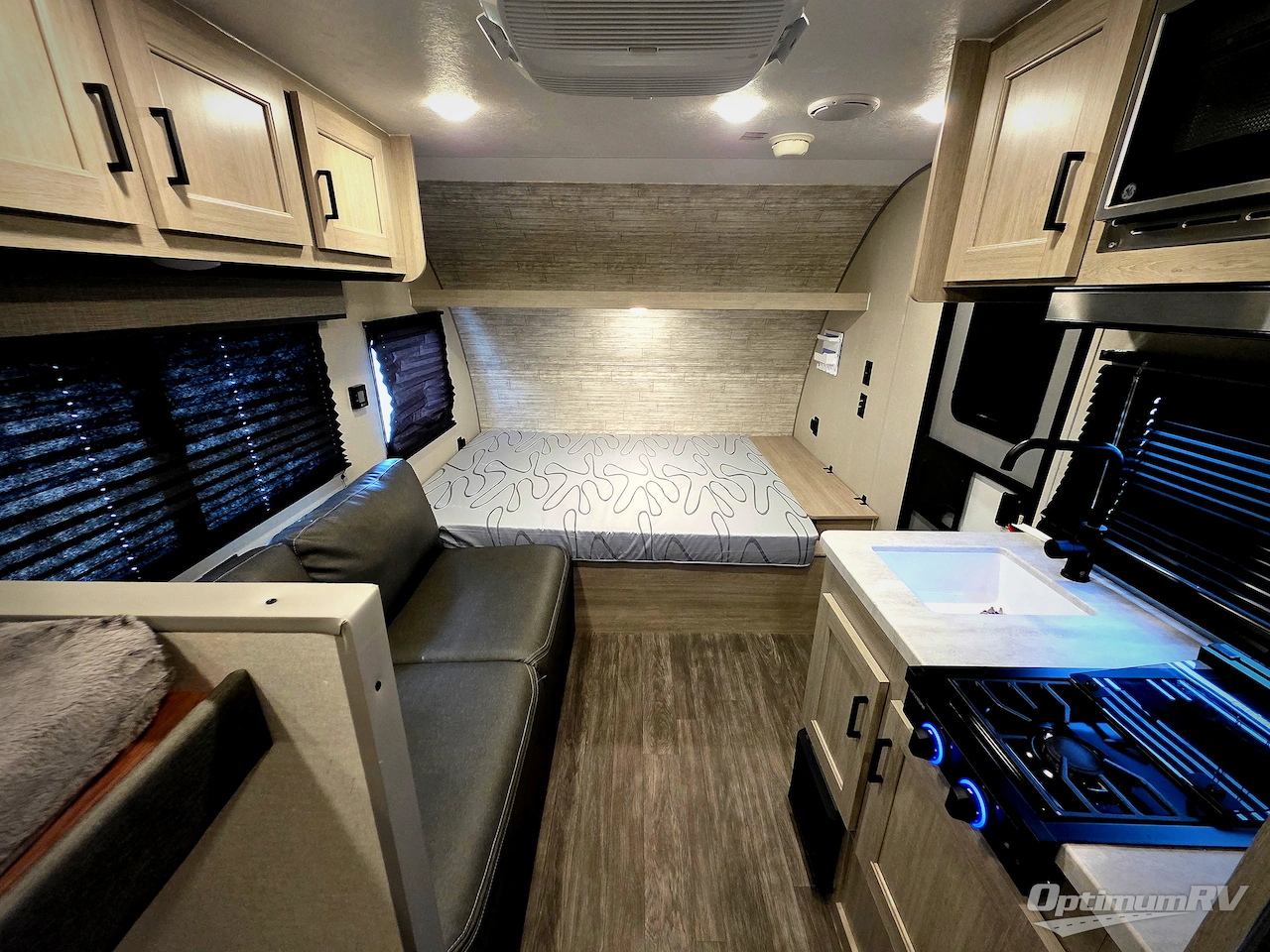 2025 Forest River Aurora Light 16BHX Photo 6