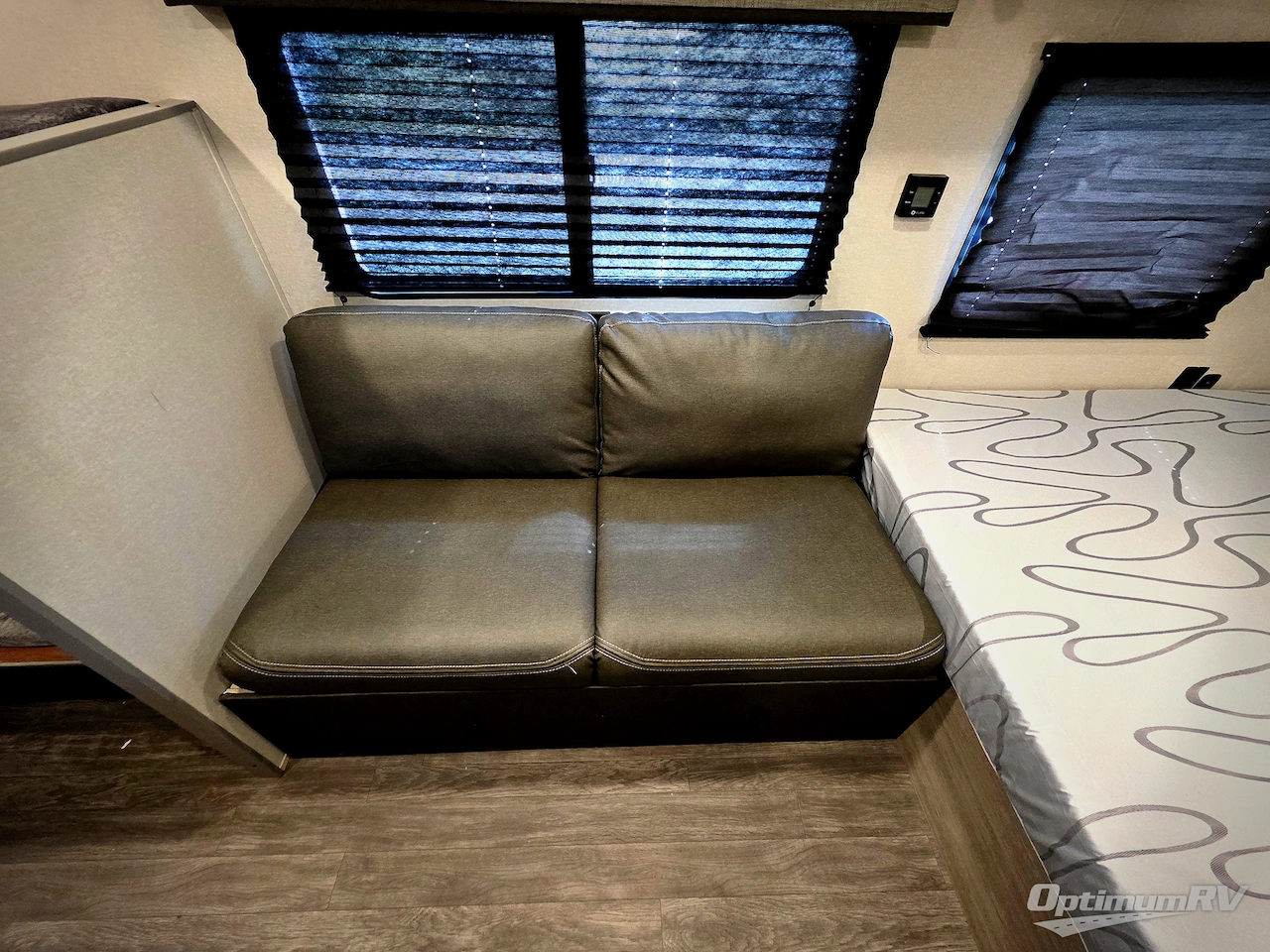 2025 Forest River Aurora Light 16BHX Photo 7