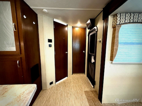 2018 Forest River Wildcat 312RLI RV Photo 2