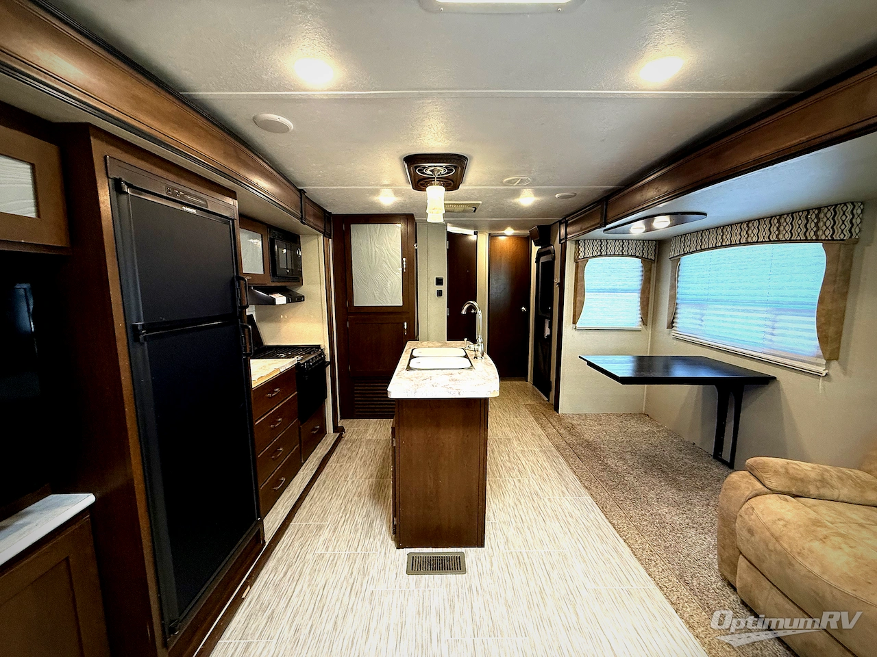 2018 Forest River Wildcat 312RLI Photo 6