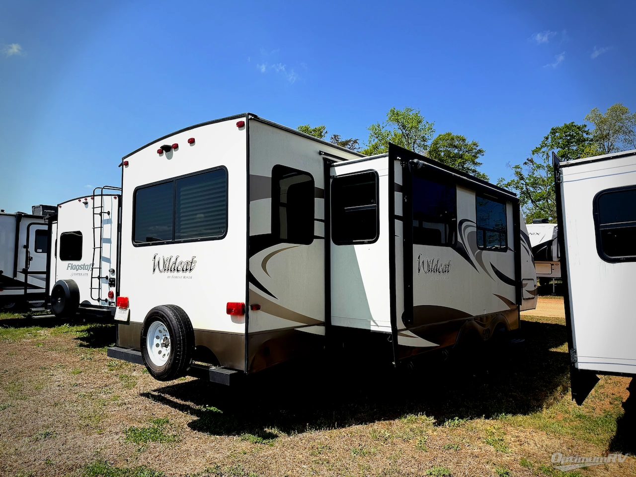 2018 Forest River Wildcat 312RLI Photo 2
