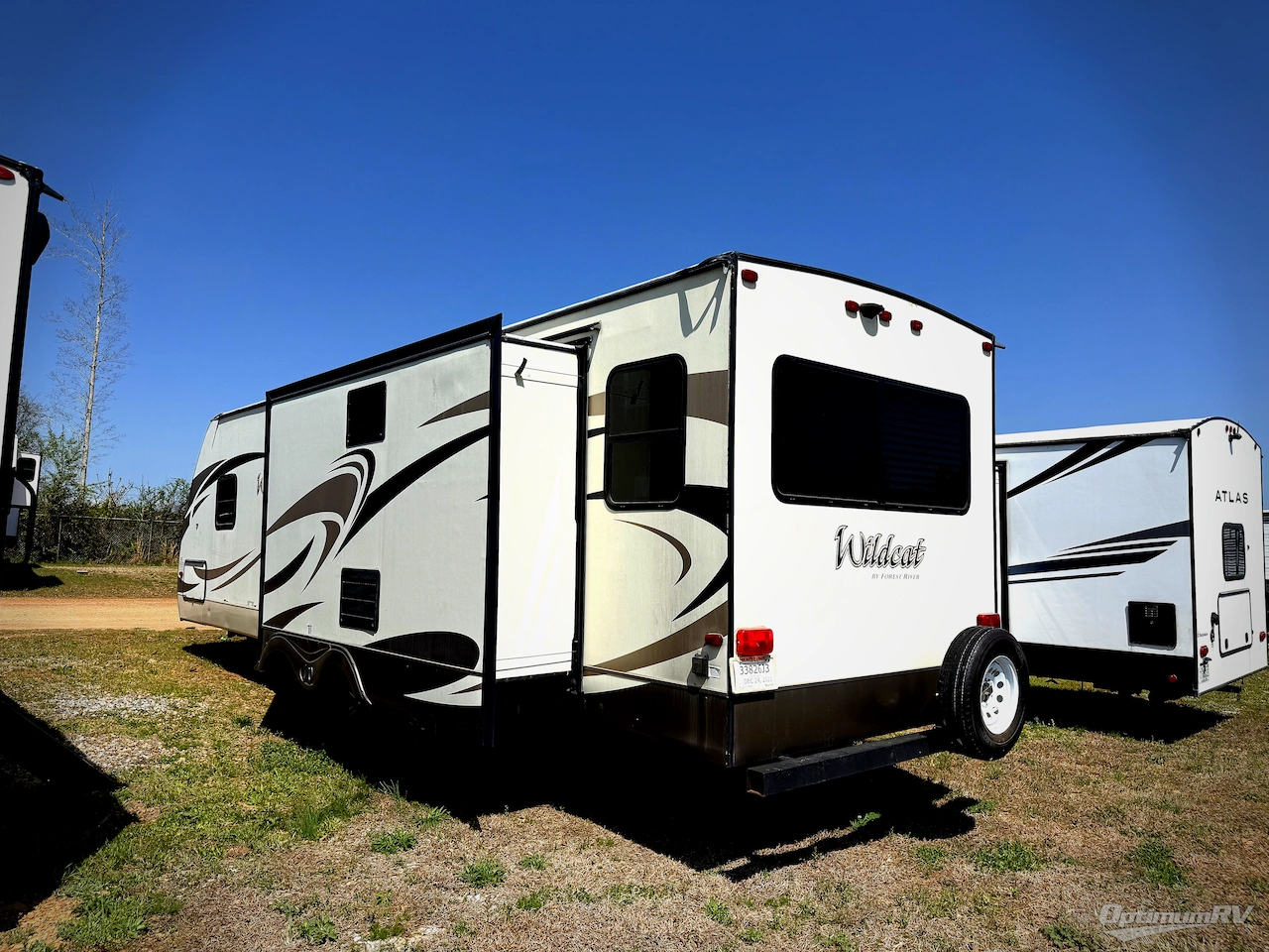 2018 Forest River Wildcat 312RLI Photo 3