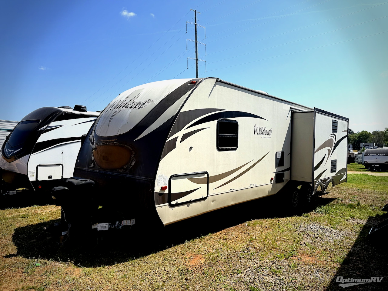 2018 Forest River Wildcat 312RLI Photo 4