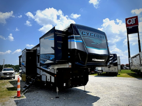 New 2026 Heartland Cyclone 4008 Featured Photo