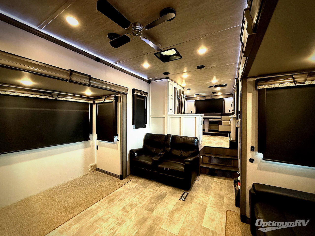 2020 Keystone Montana 3741FK Photo 5