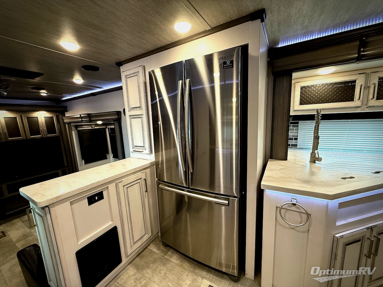 2020 Keystone Montana 3741FK Photo 12