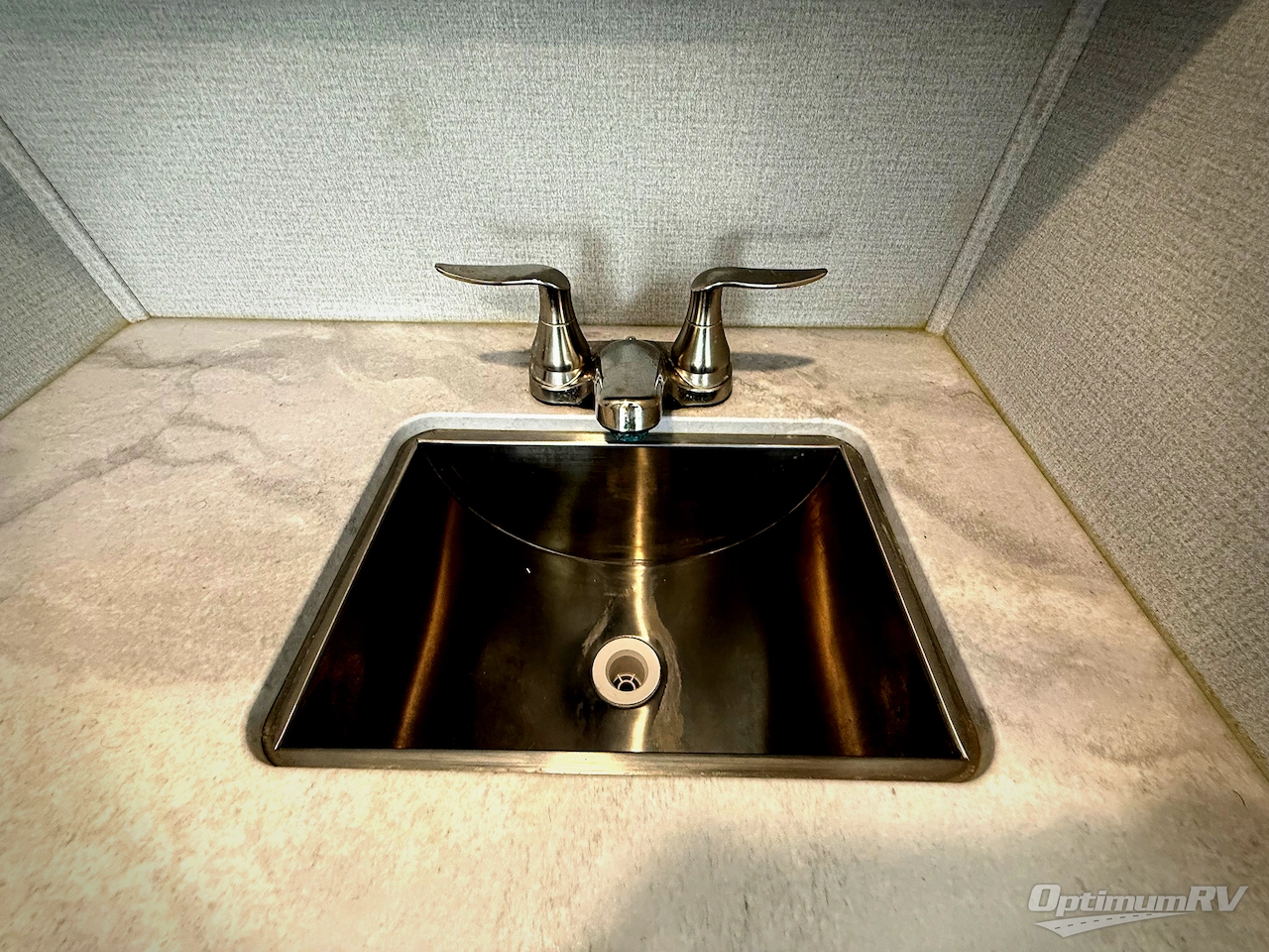 2020 Keystone Montana 3741FK Photo 21