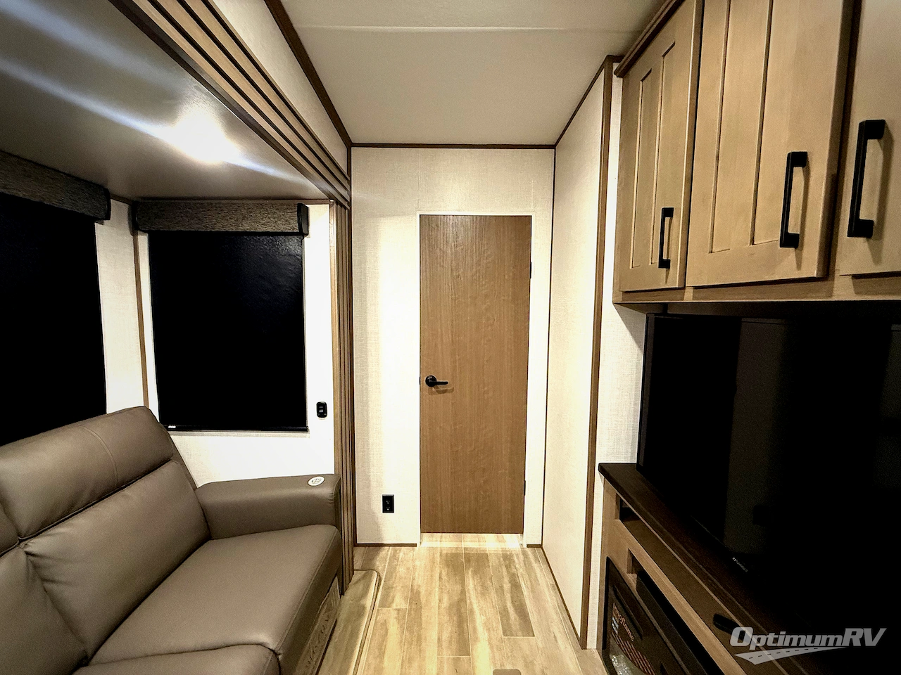 2024 KZ Durango D348BHF Photo 12