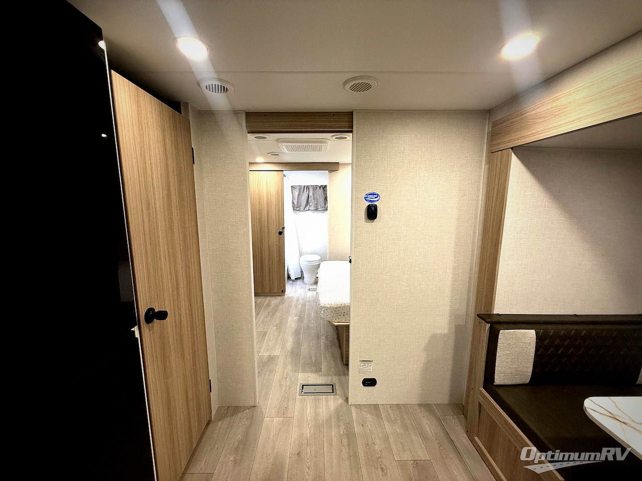 2026 KZ Sportsmen SE 383DBKSE Photo 13