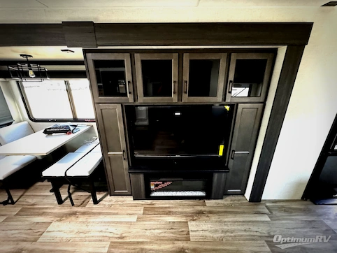 2026 Venture SportTrek Touring Edition STT333VFK RV Photo 3