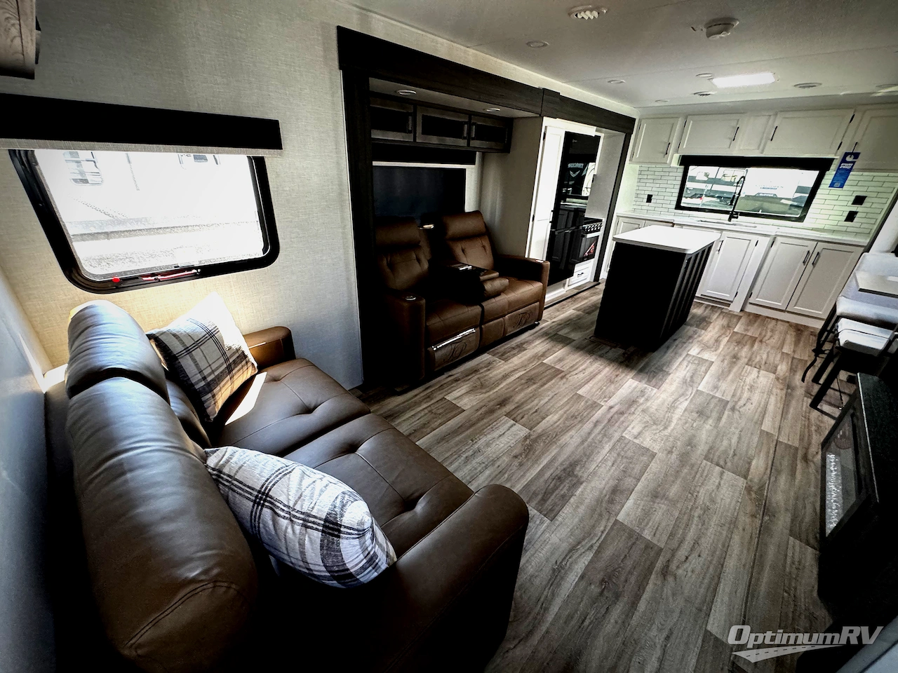 2026 Venture SportTrek Touring Edition STT333VFK Photo 2