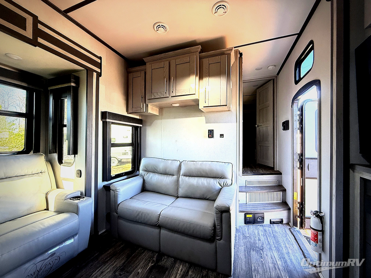 2023 Keystone Fuzion 379 Photo 4