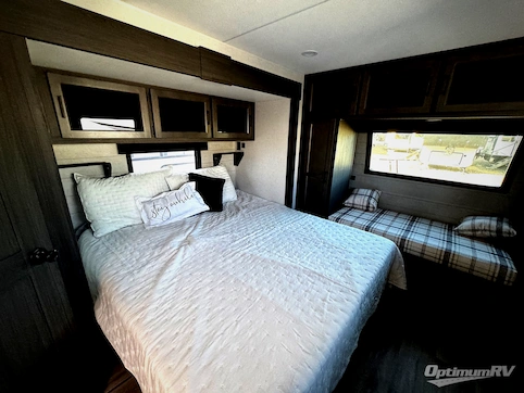 2026 Venture SportTrek Touring Edition STT302VRD RV Photo 4