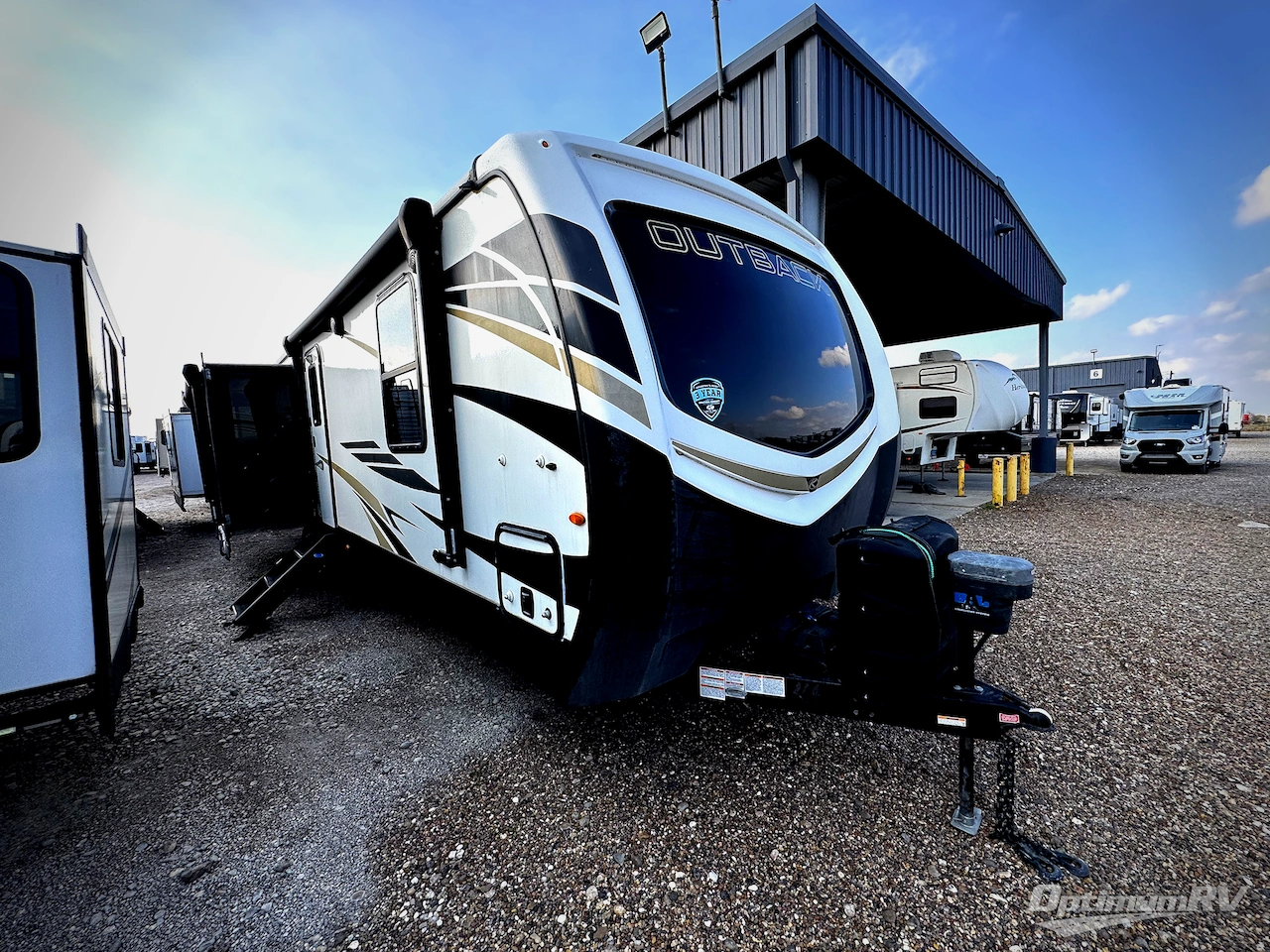 2023 Keystone Outback 328RL Photo 1