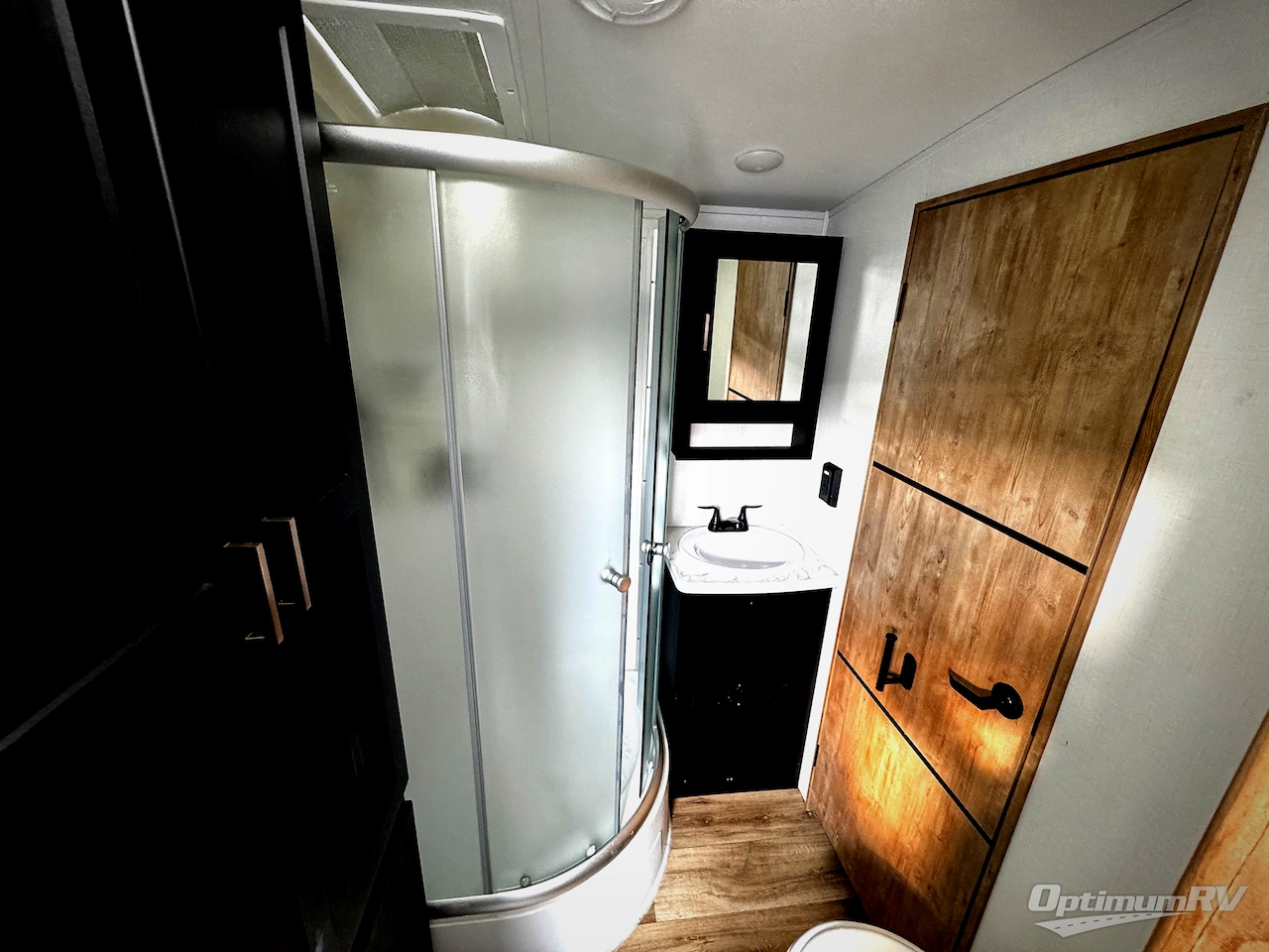 2023 Keystone Outback 328RL Photo 6