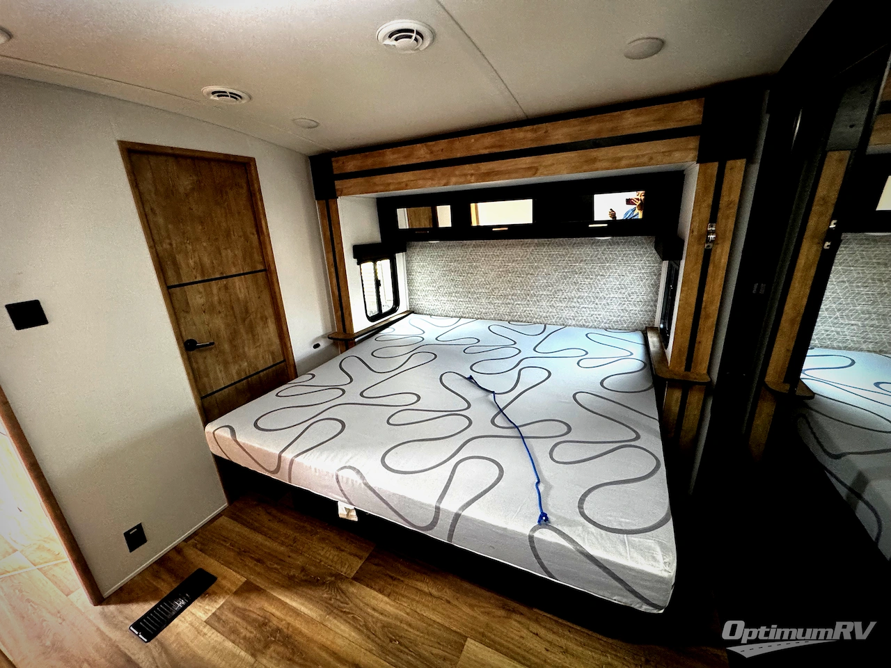 2023 Keystone Outback 328RL Photo 10