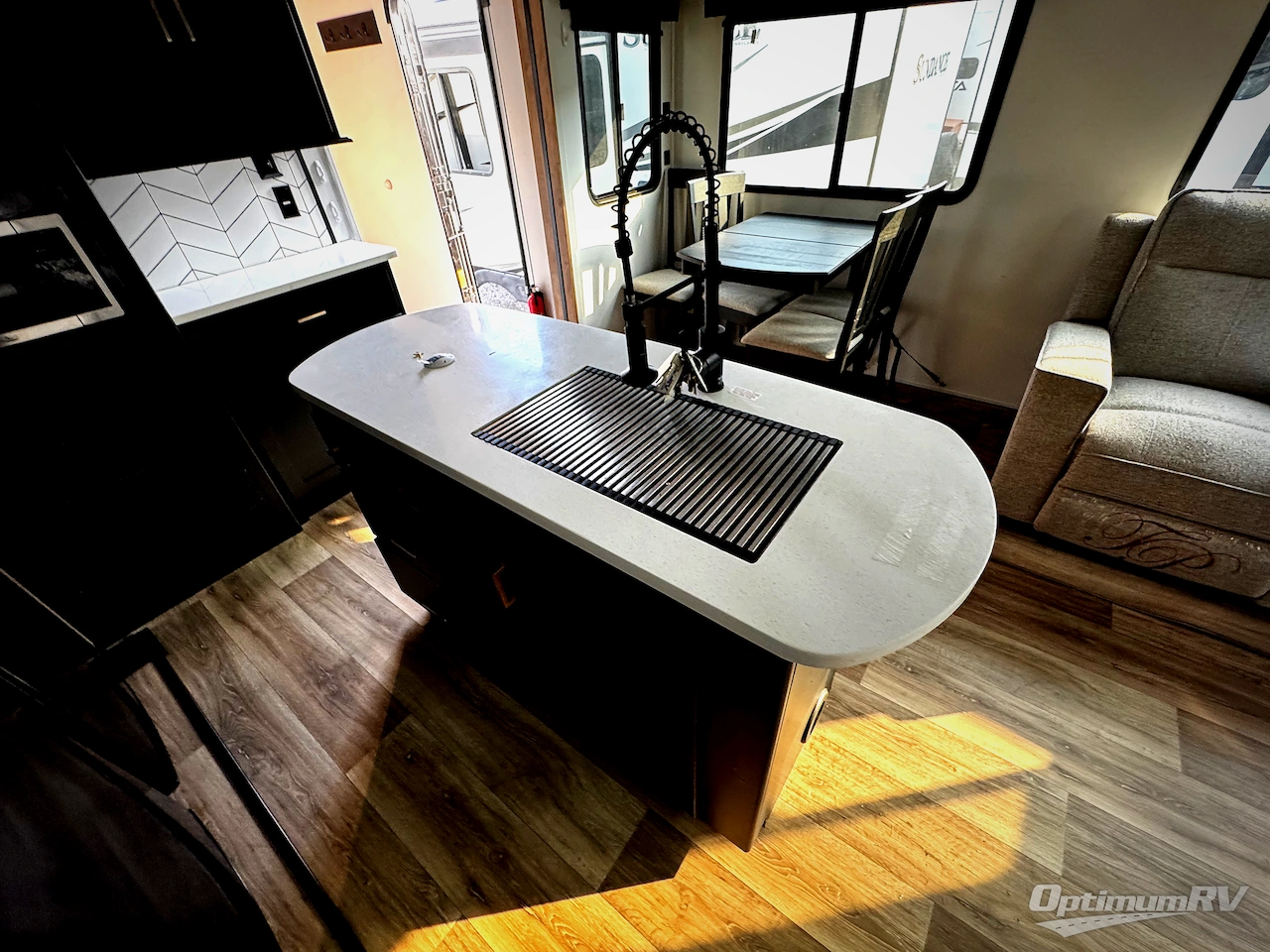 2023 Keystone Outback 328RL Photo 17