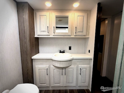 2021 Heartland Bighorn Traveler 39RK RV Photo 2