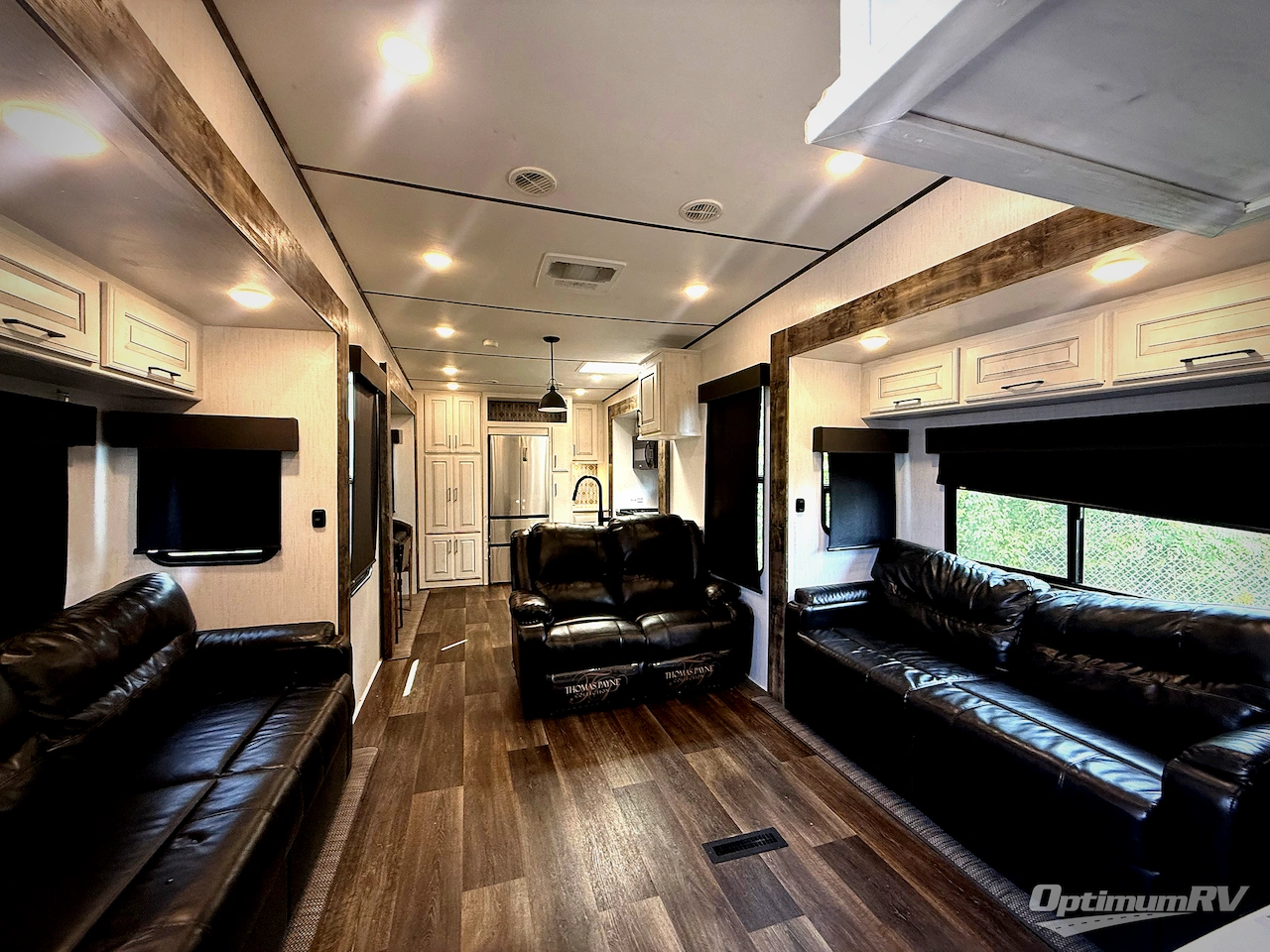 2021 Heartland Bighorn Traveler 39RK Photo 4