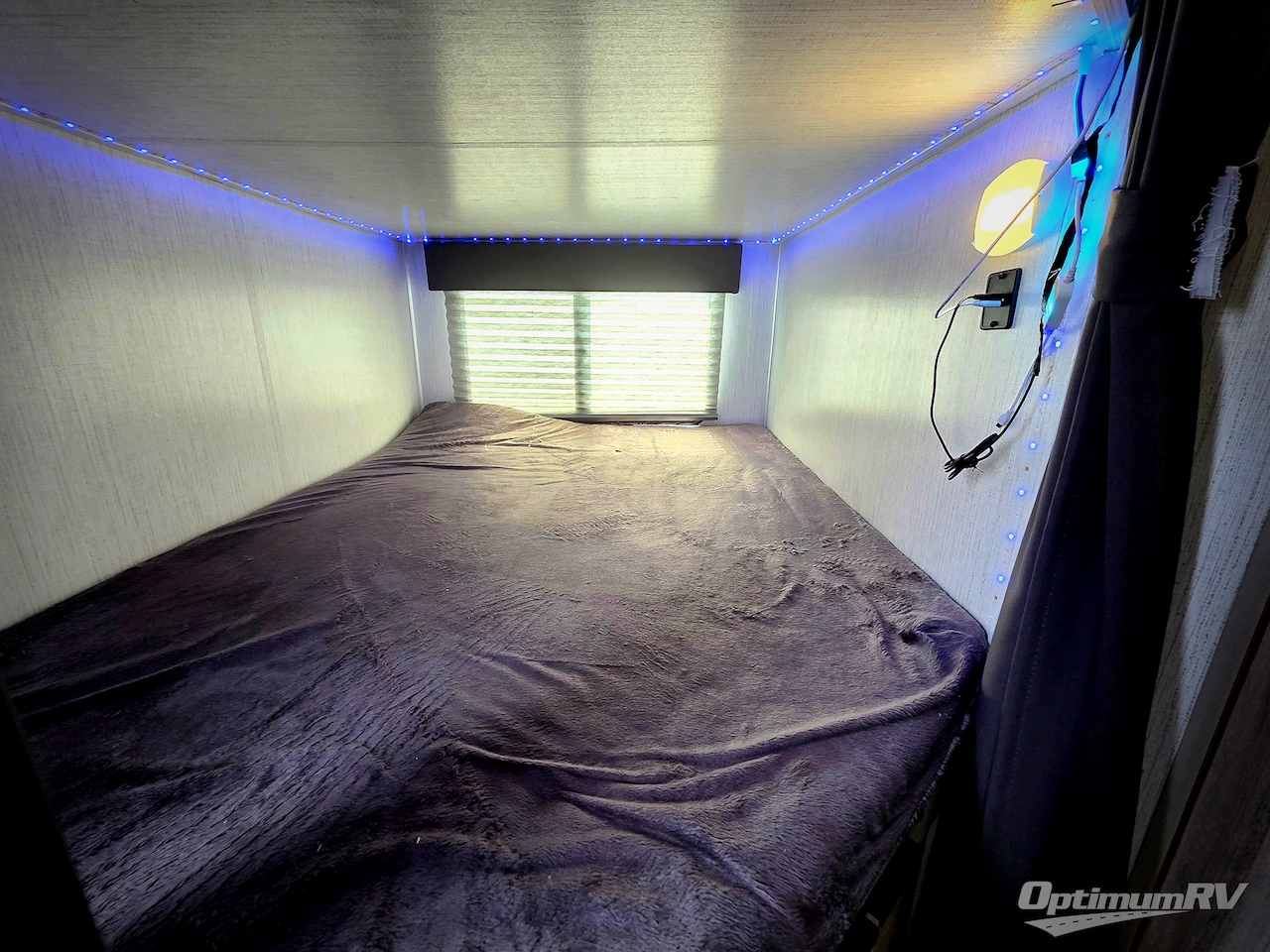 2022 Cruiser Shadow Cruiser 258BHS Photo 15