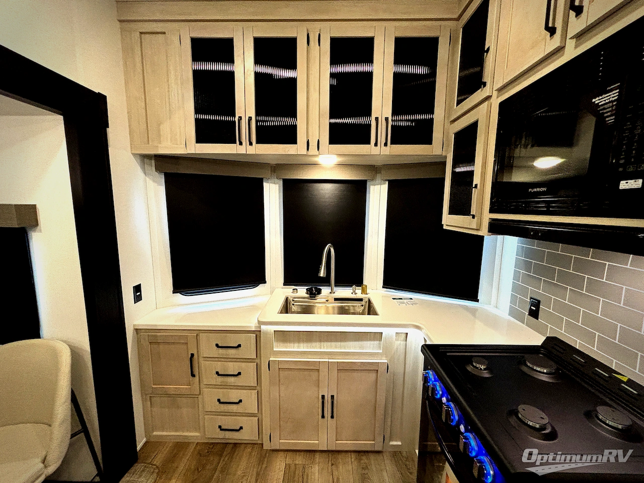 2027 Forest River Puma Vista 403LFT Photo 8