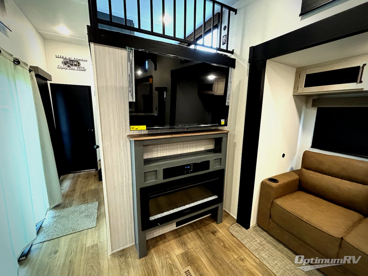 2027 Forest River Puma Vista 403LFT Photo 14