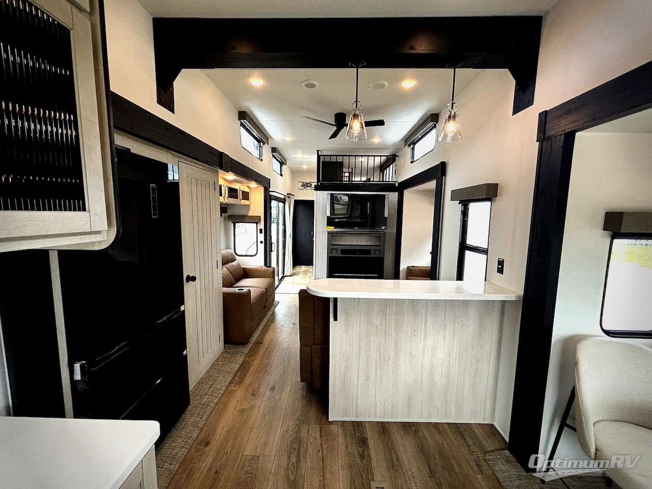 2027 Forest River Puma Vista 403LFT Photo 4