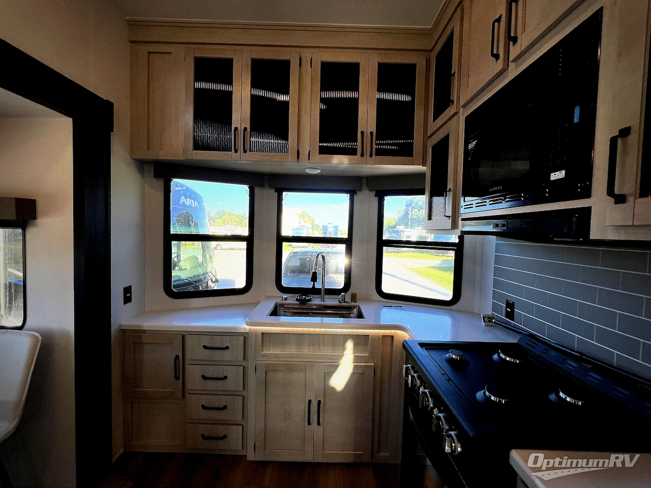 2027 Forest River Puma Vista 403LFT Photo 11