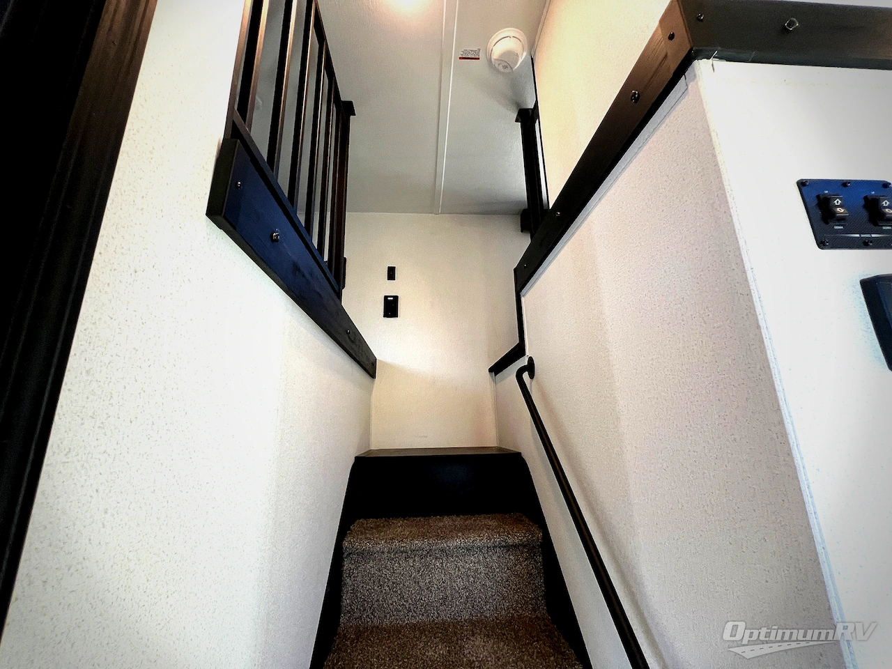 2027 Forest River Puma Vista 403LFT Photo 18