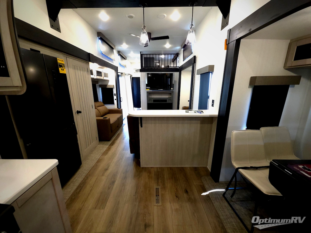 2027 Forest River Puma Vista 403LFT Photo 5