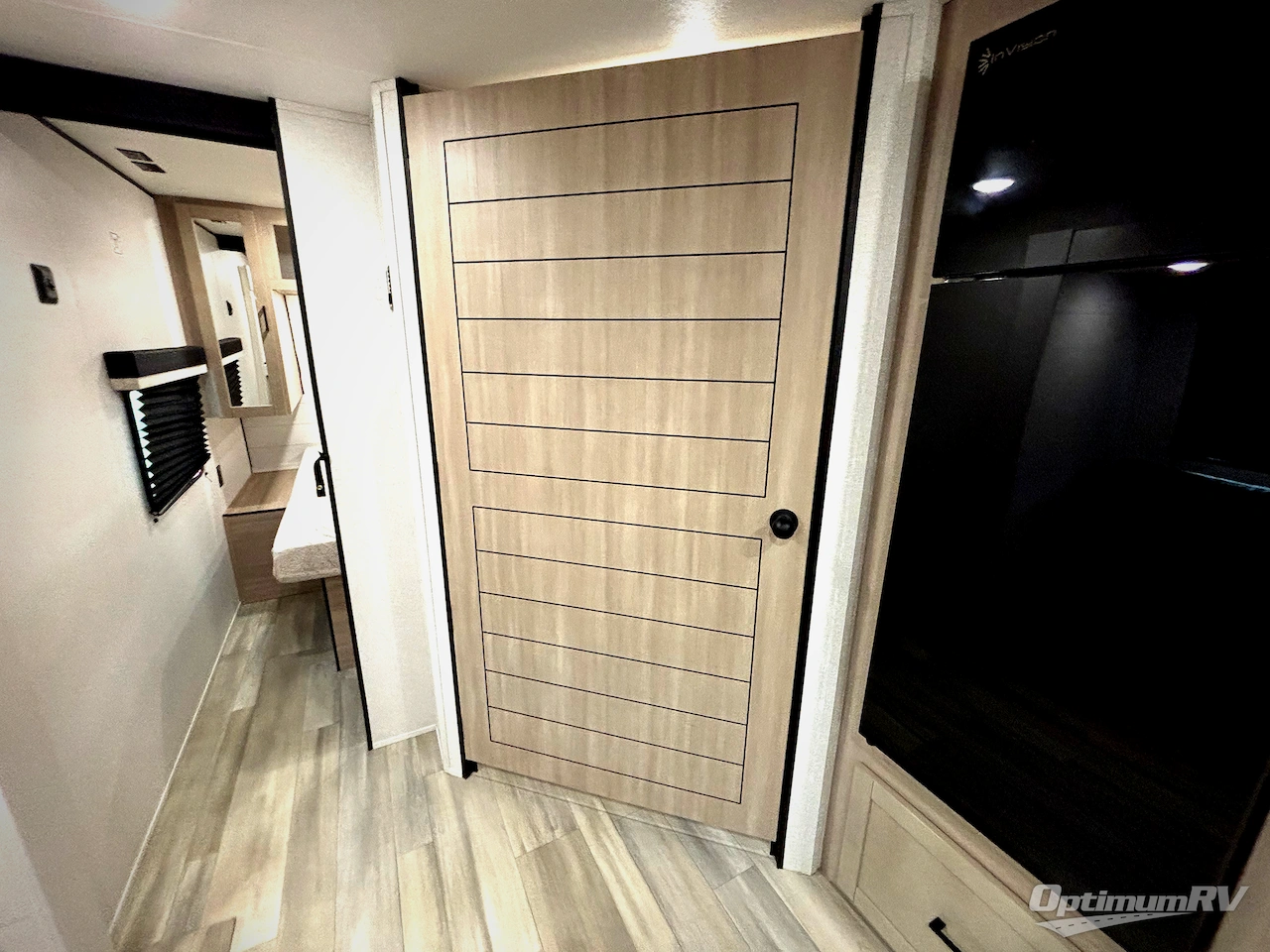 2026 Heartland Prowler 2702BHS Photo 8