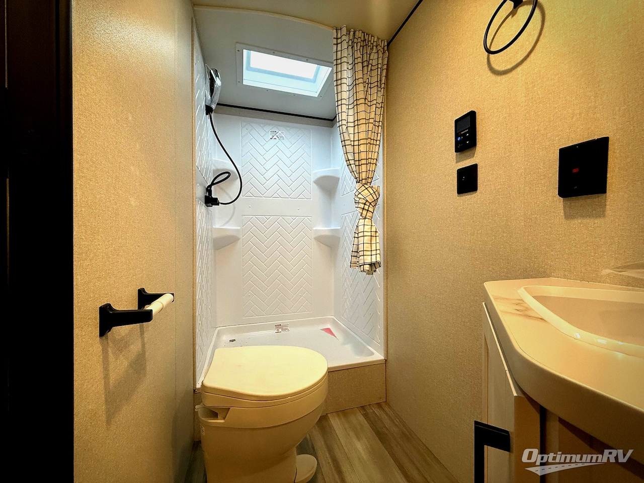 2026 Heartland Prowler 2802BHS Photo 17