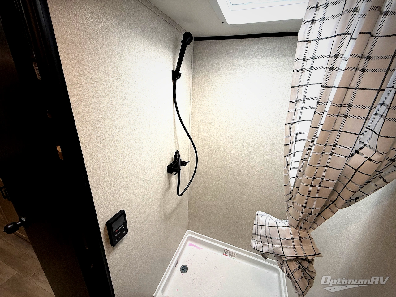 2026 Heartland Prowler 1700BH Photo 10