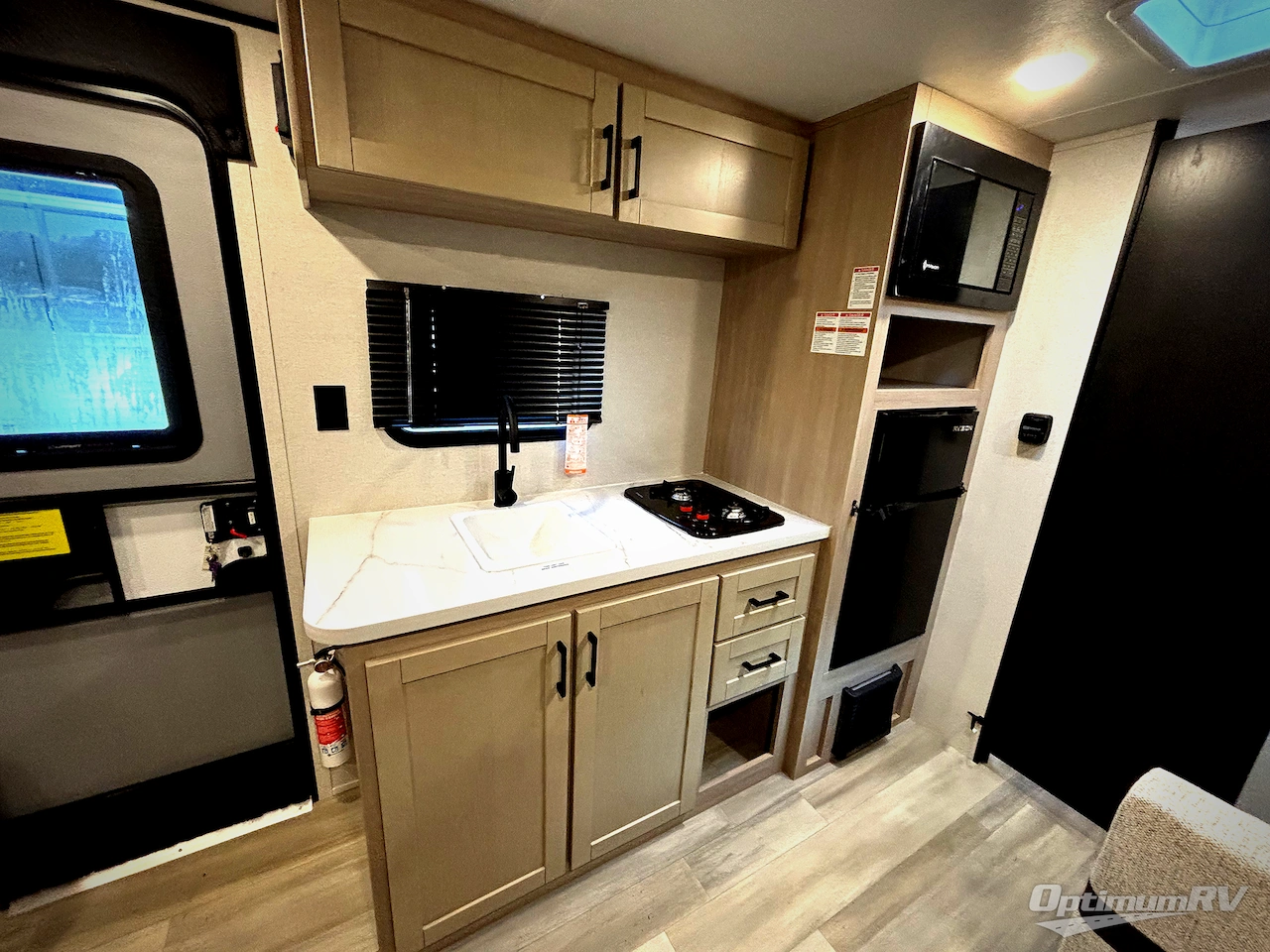 2026 Heartland Prowler 1700BH Photo 6