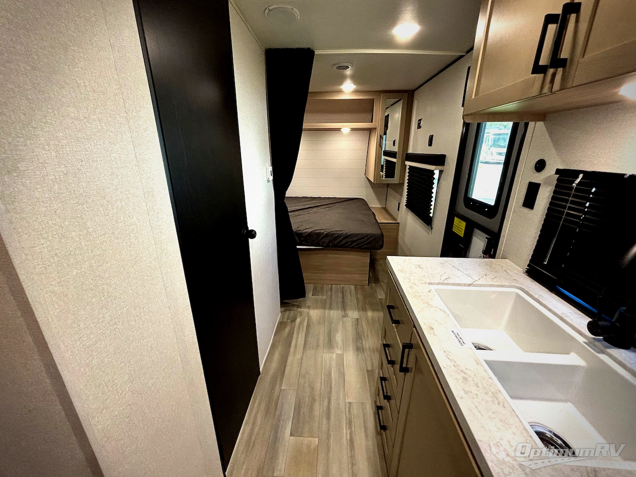 2026 Heartland Prowler 2100QB Photo 4