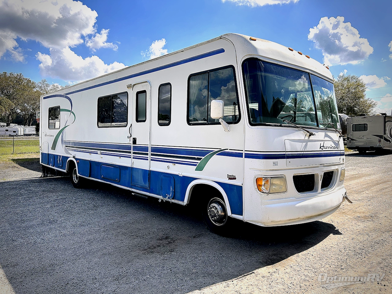 1997 Thor Hurricane 34H Photo 1
