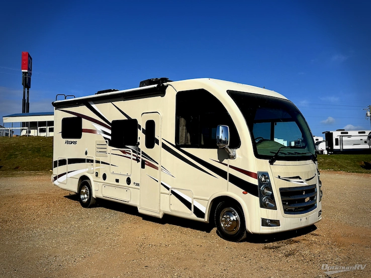 2018 Thor Vegas 24.1 RV Photo 1