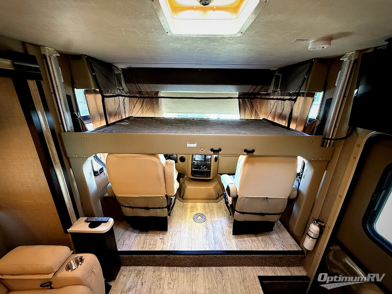 2018 Thor Vegas 24.1 Photo 8