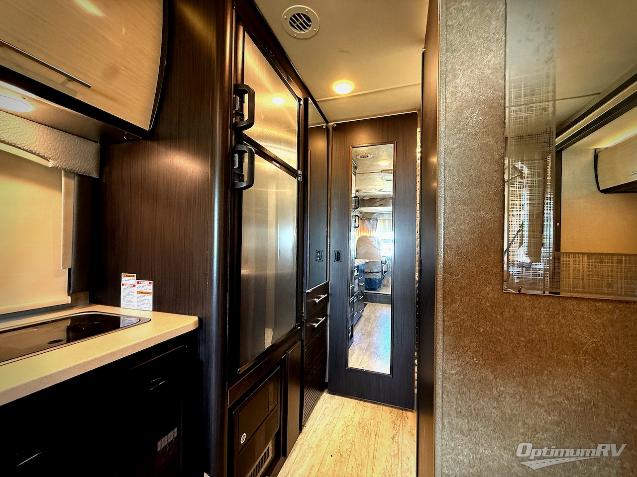 2018 Thor Vegas 24.1 Photo 21