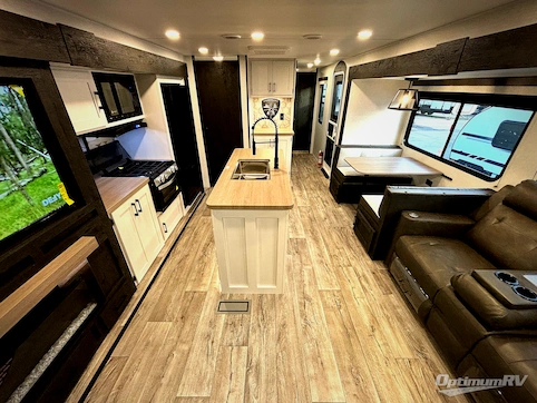 2026 Venture Sienna SA293VIK RV Photo 2