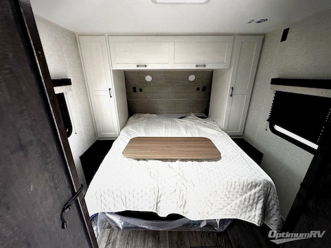 2026 Venture Sienna SA281VBH RV Photo 3
