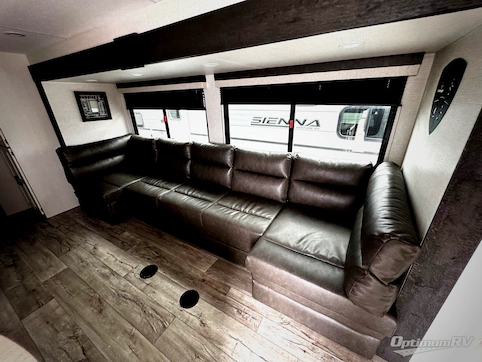 2026 Venture Sienna SA281VBH RV Photo 4