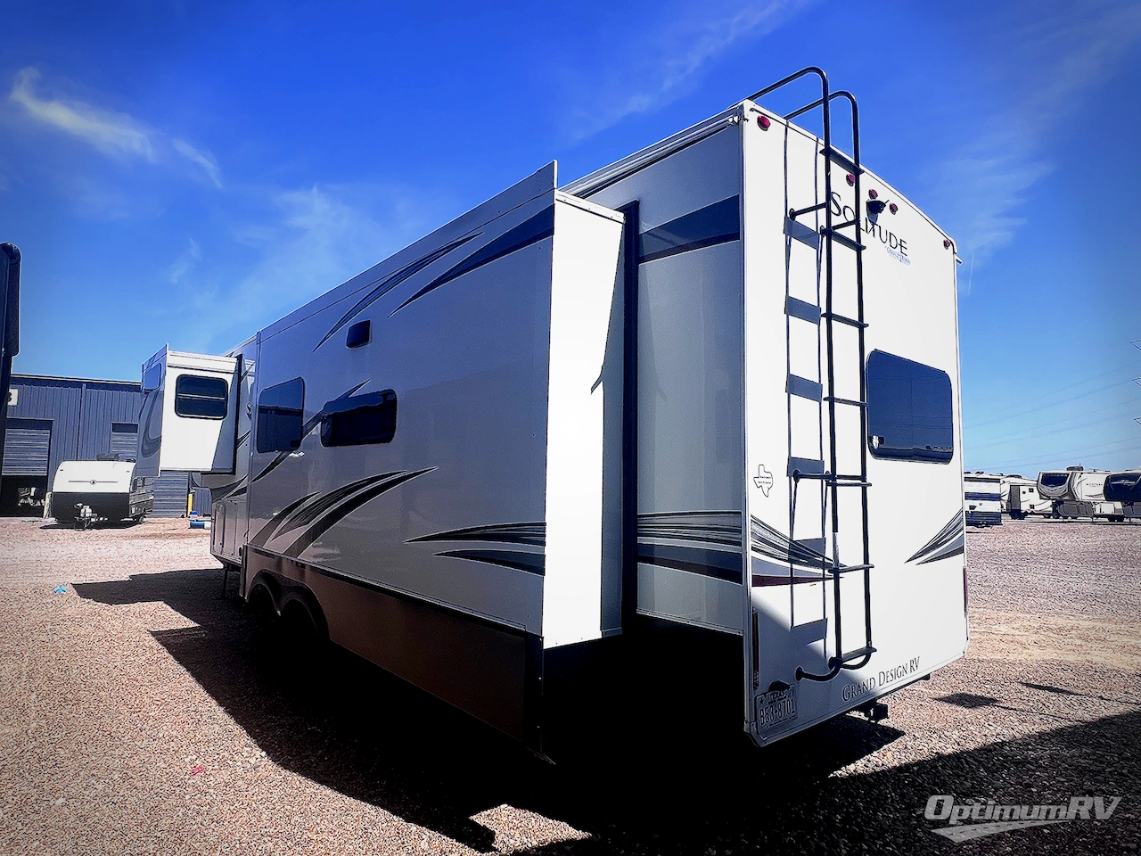 2022 Grand Design Solitude 345GK-R Photo 3