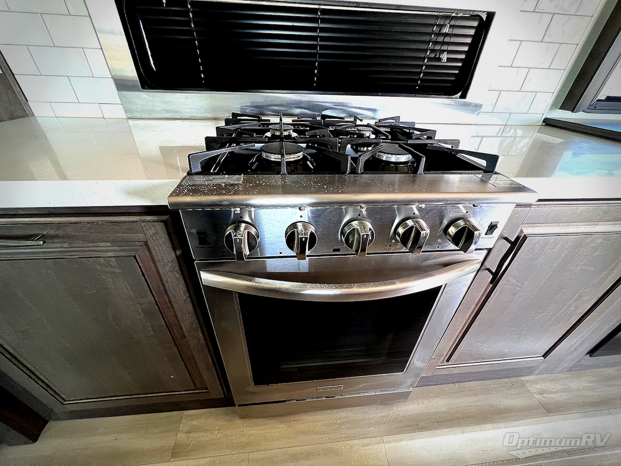 2022 Grand Design Solitude 345GK-R Photo 9