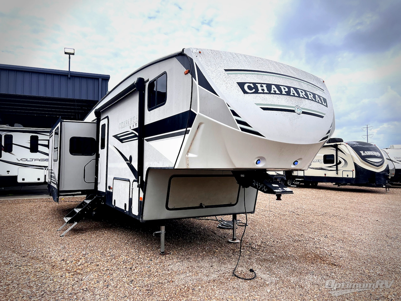 2020 Coachmen Chaparral Lite 284RLS Photo 1