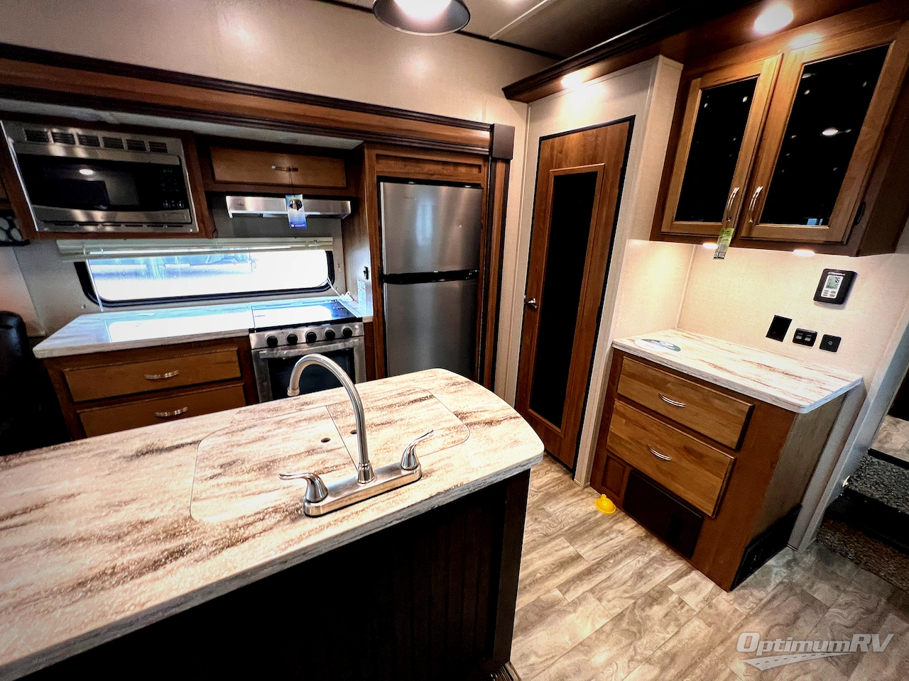 2020 Coachmen Chaparral Lite 284RLS Photo 6