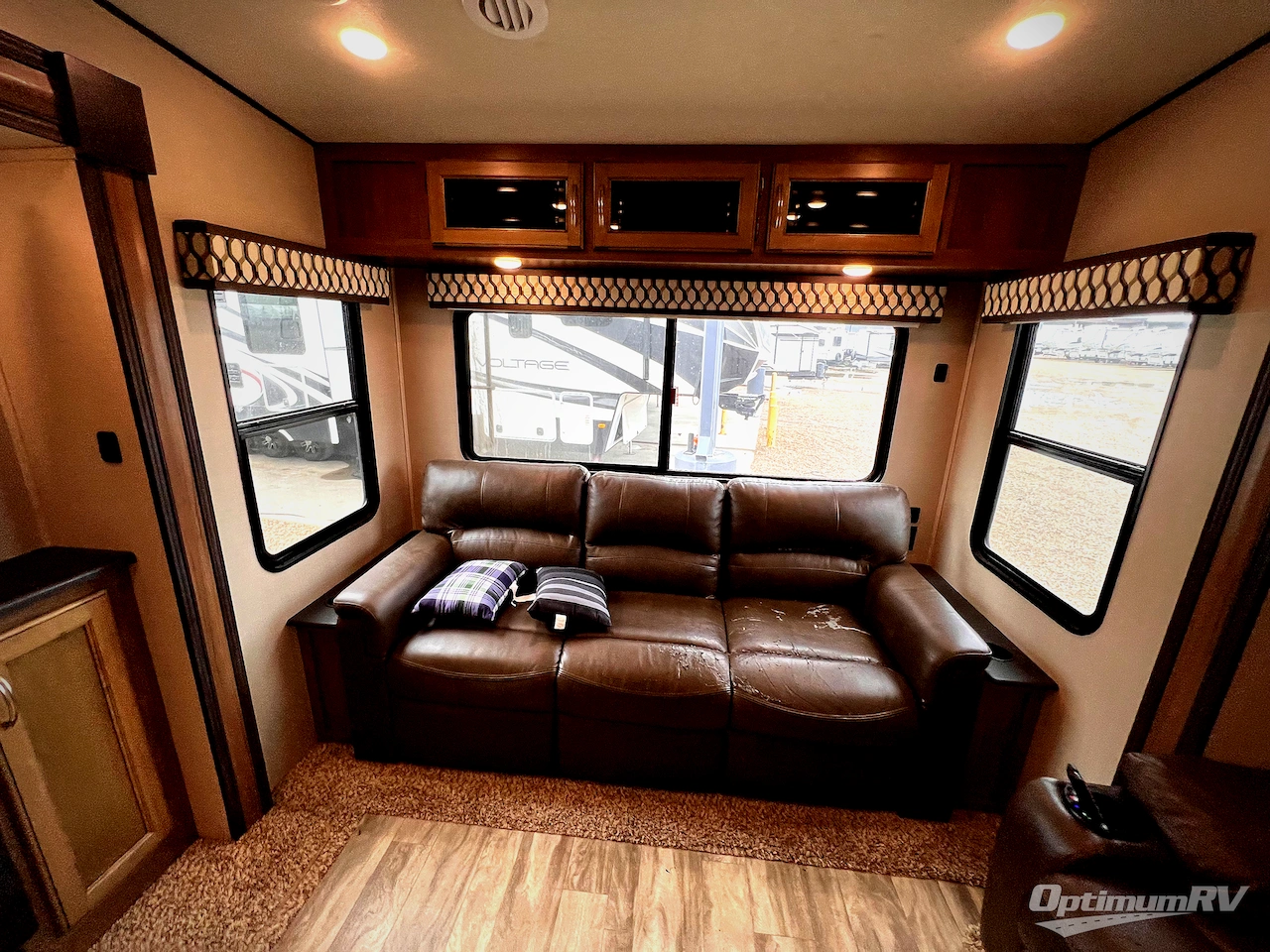2020 Coachmen Chaparral Lite 284RLS Photo 15
