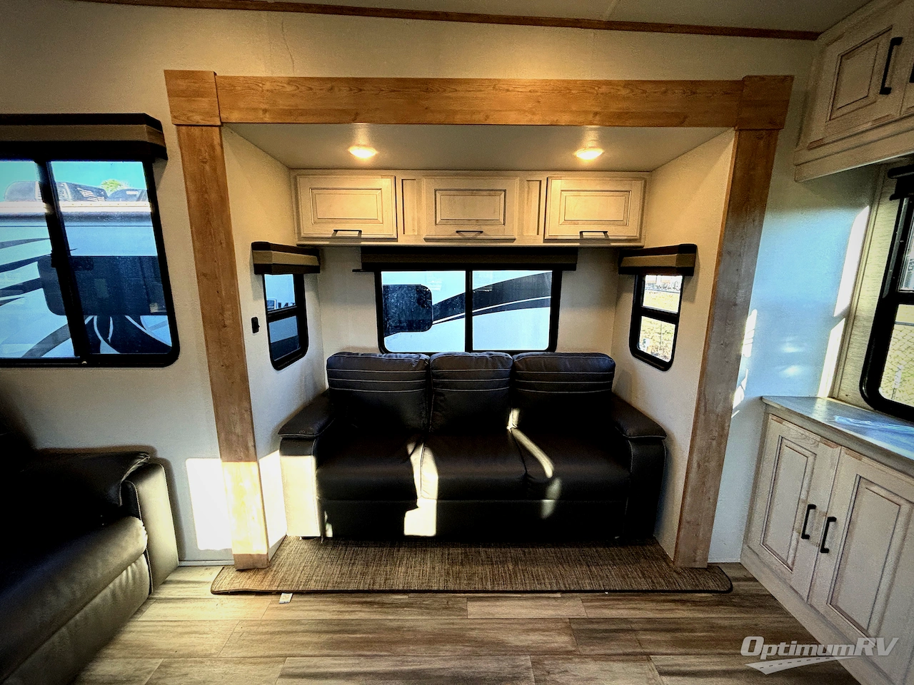 2024 Heartland Bighorn Traveler 37RD Photo 11