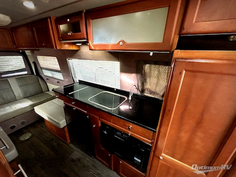 2014 Roadtrek Roadtrek E Trek RV Photo 2