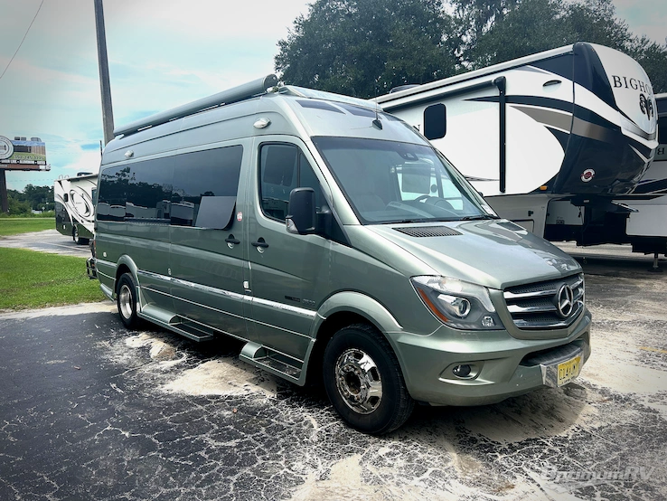 2014 Roadtrek Roadtrek E Trek RV Photo 1